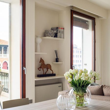 Grand Canal Luxury Apartment With Terrace R&R Венеция Экстерьер фото