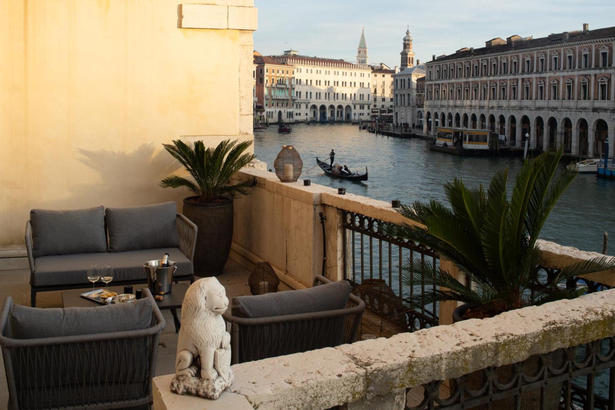 Grand Canal Luxury Apartment With Terrace R&R Венеция Экстерьер фото